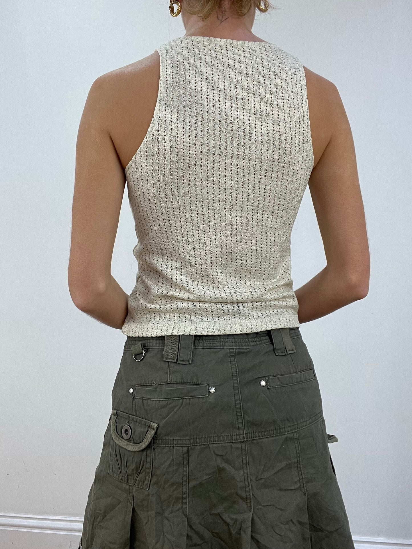 BEST PICKS | small cream knitted tank top