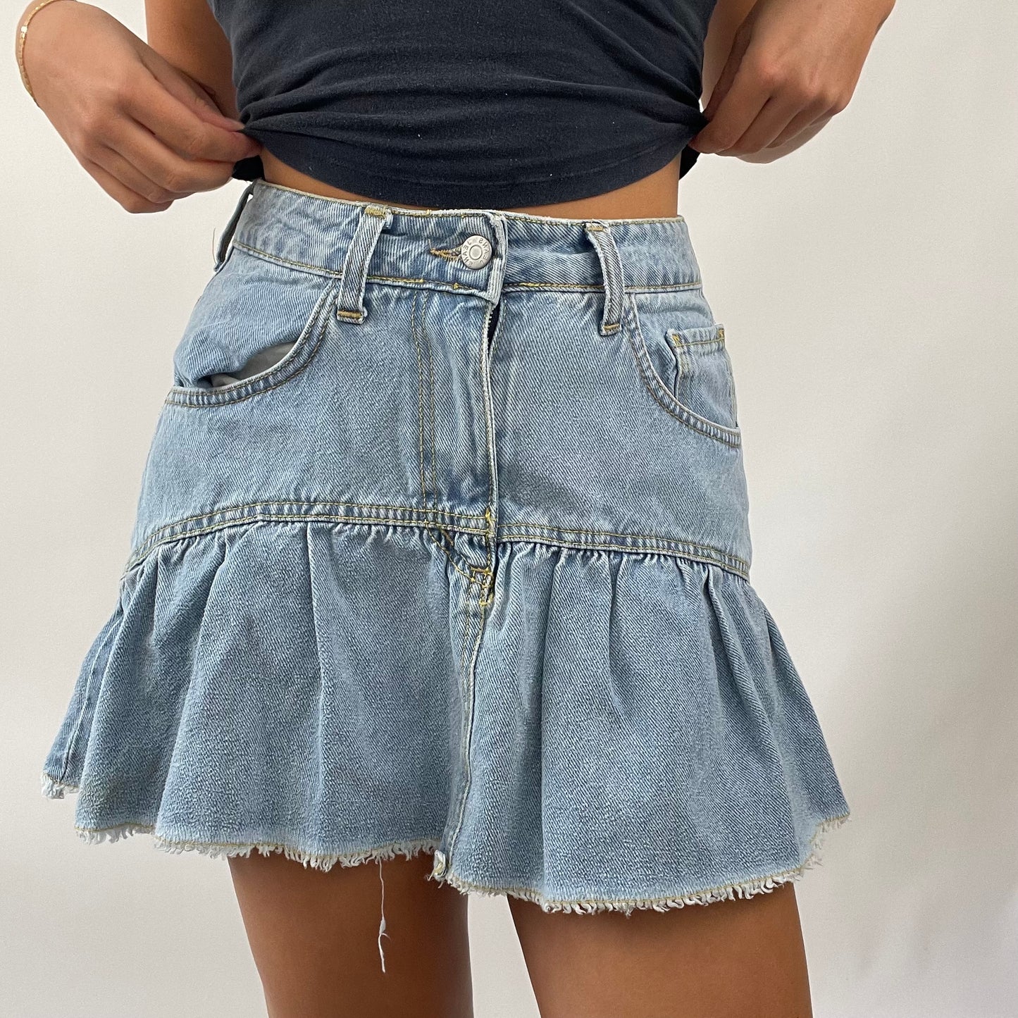 💚FRESHERS FITS DROP | small blue frill denim skirt