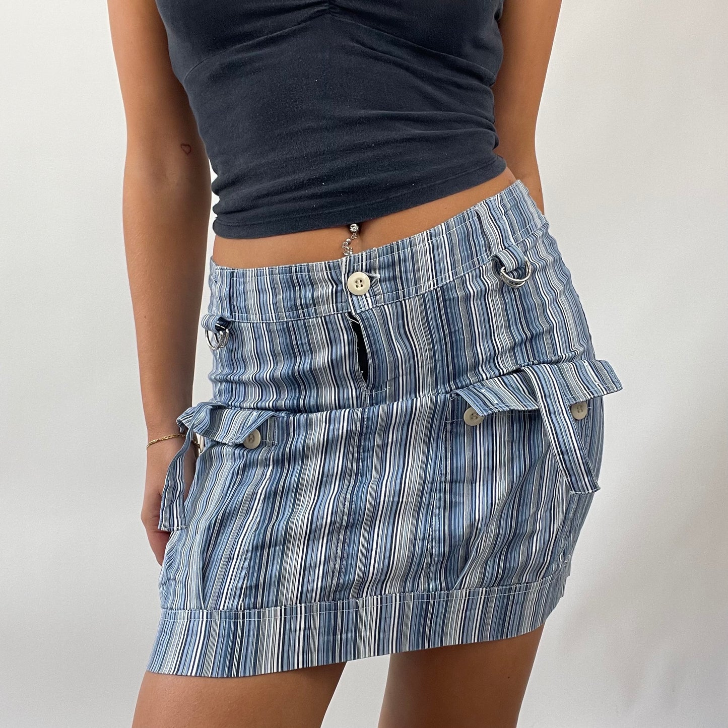 FRESHERS FITS DROP | small blue stripy skirt