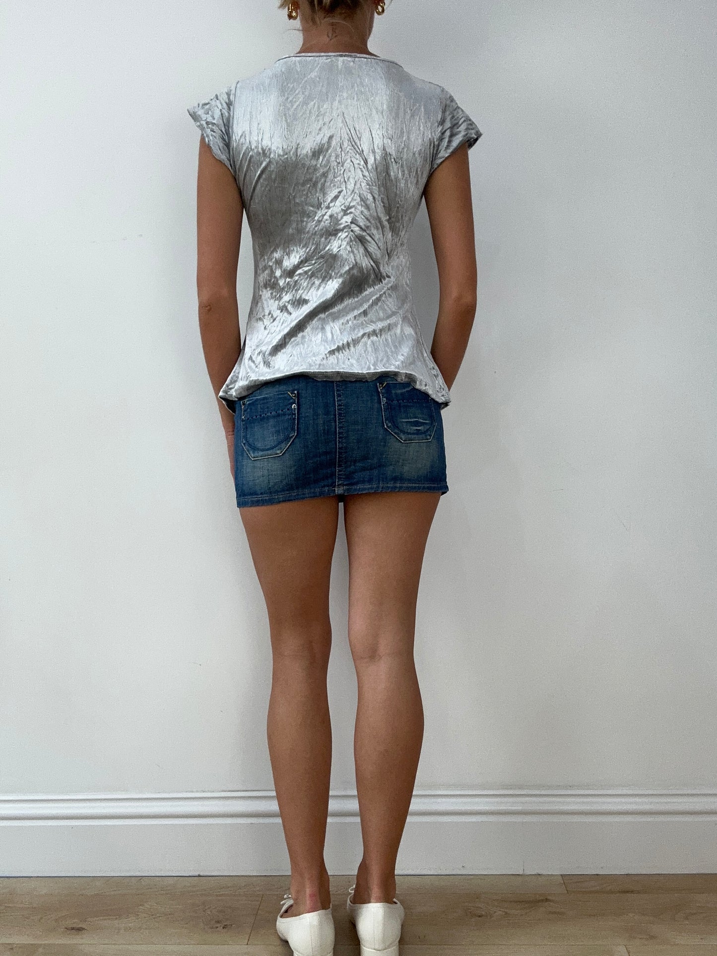 SIRENCORE | small silver velour t-shirt with beaded detail