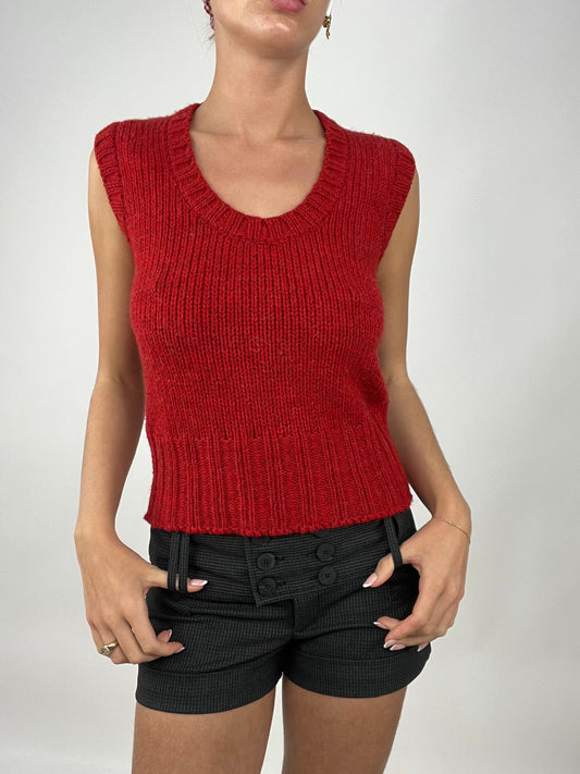 TAYLOR SWIFT DROP | small red knitted sweater vest