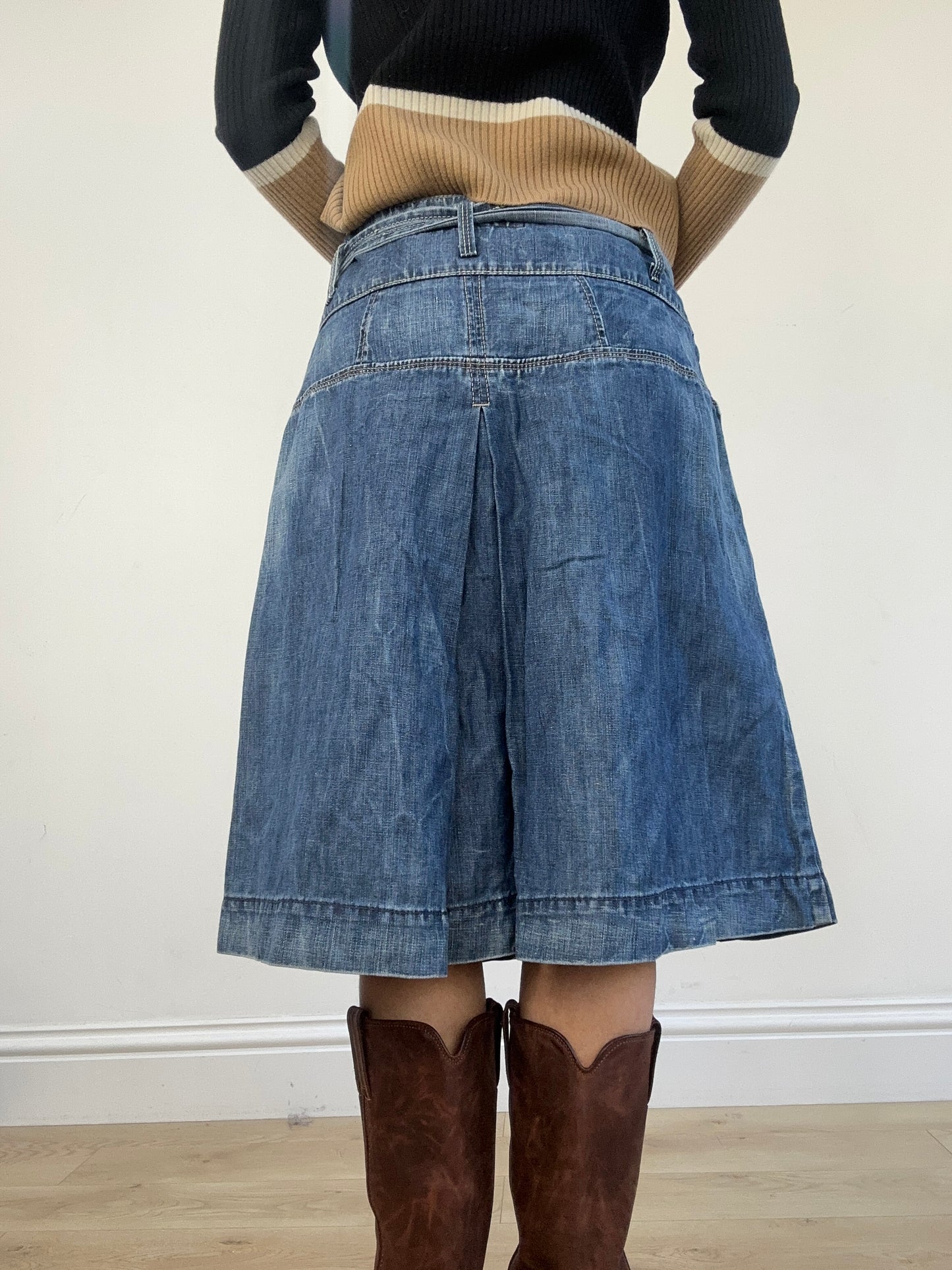 WINTER TRENDS | medium miss sixty denim midi skirt