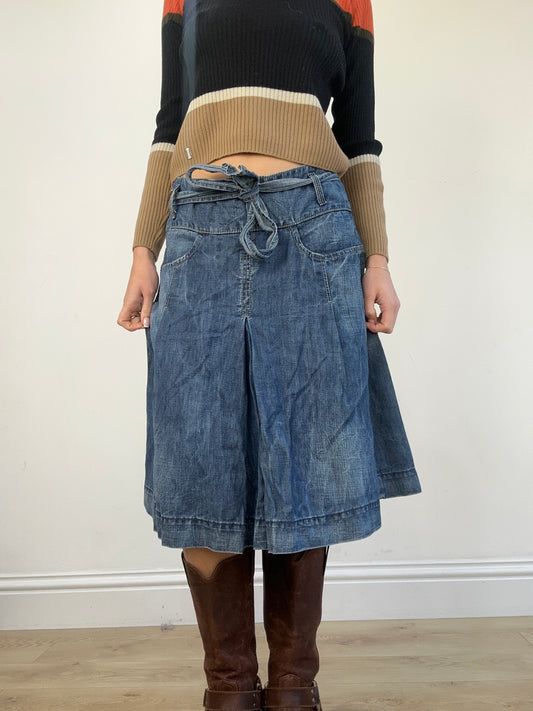 WINTER TRENDS | medium miss sixty denim midi skirt