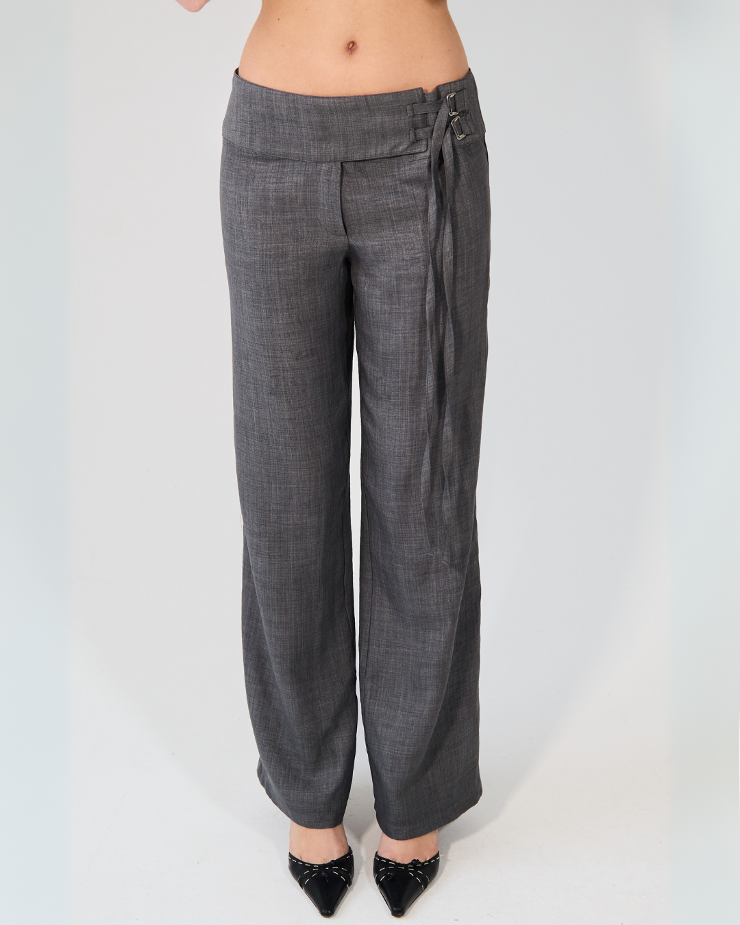 the lucia trousers in pebble grey