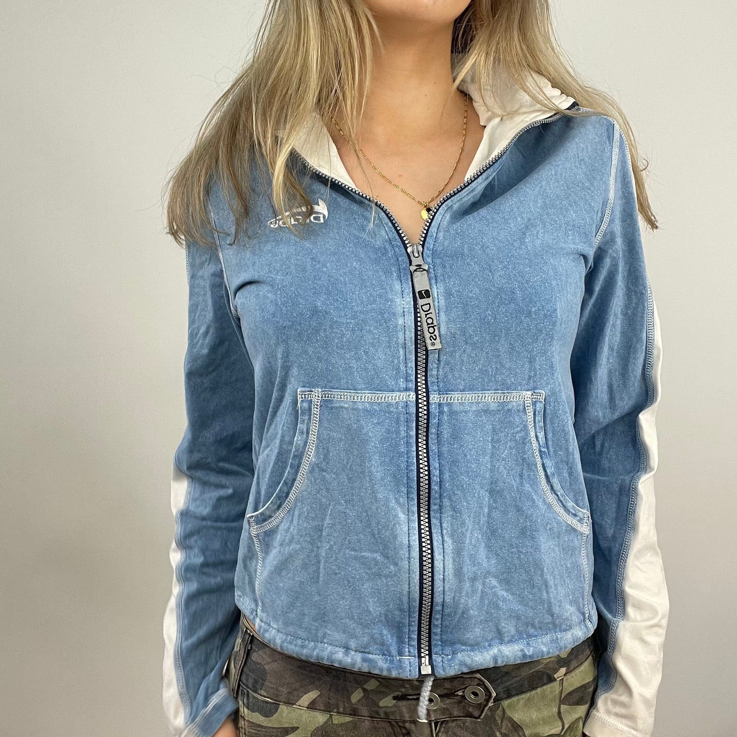 💚 ELEVATED SPORTSWEAR DROP | small denim look zip up jumper with side panels