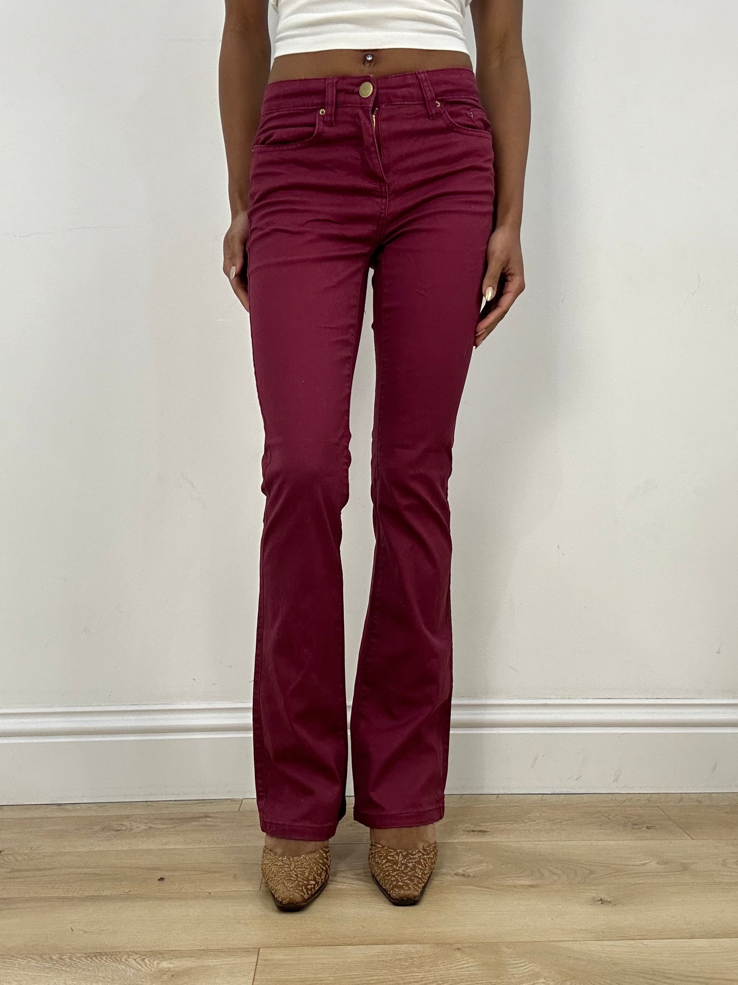 BEST PICKS | small burgundy red jeans