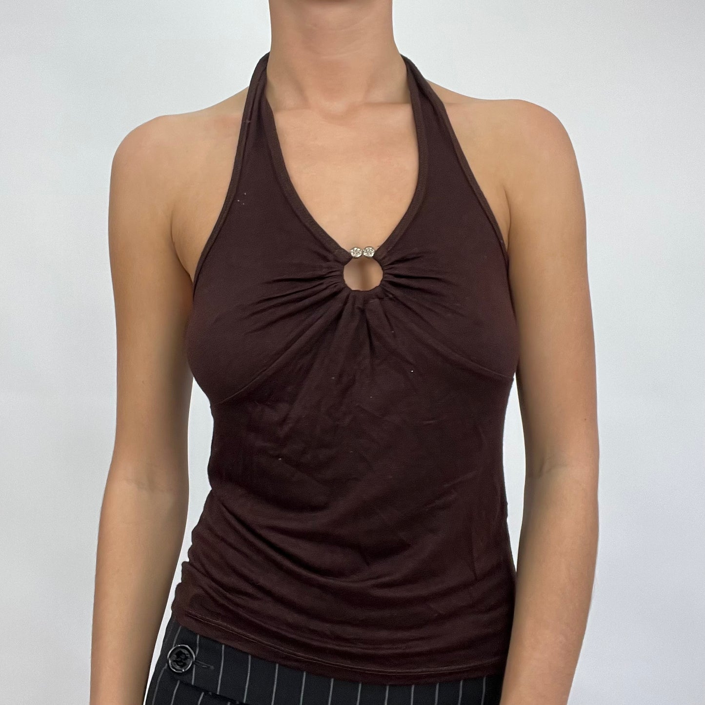 💻 CARRIE BRADSHAW DROP | small brown halterneck top with silver diamanté in the middle