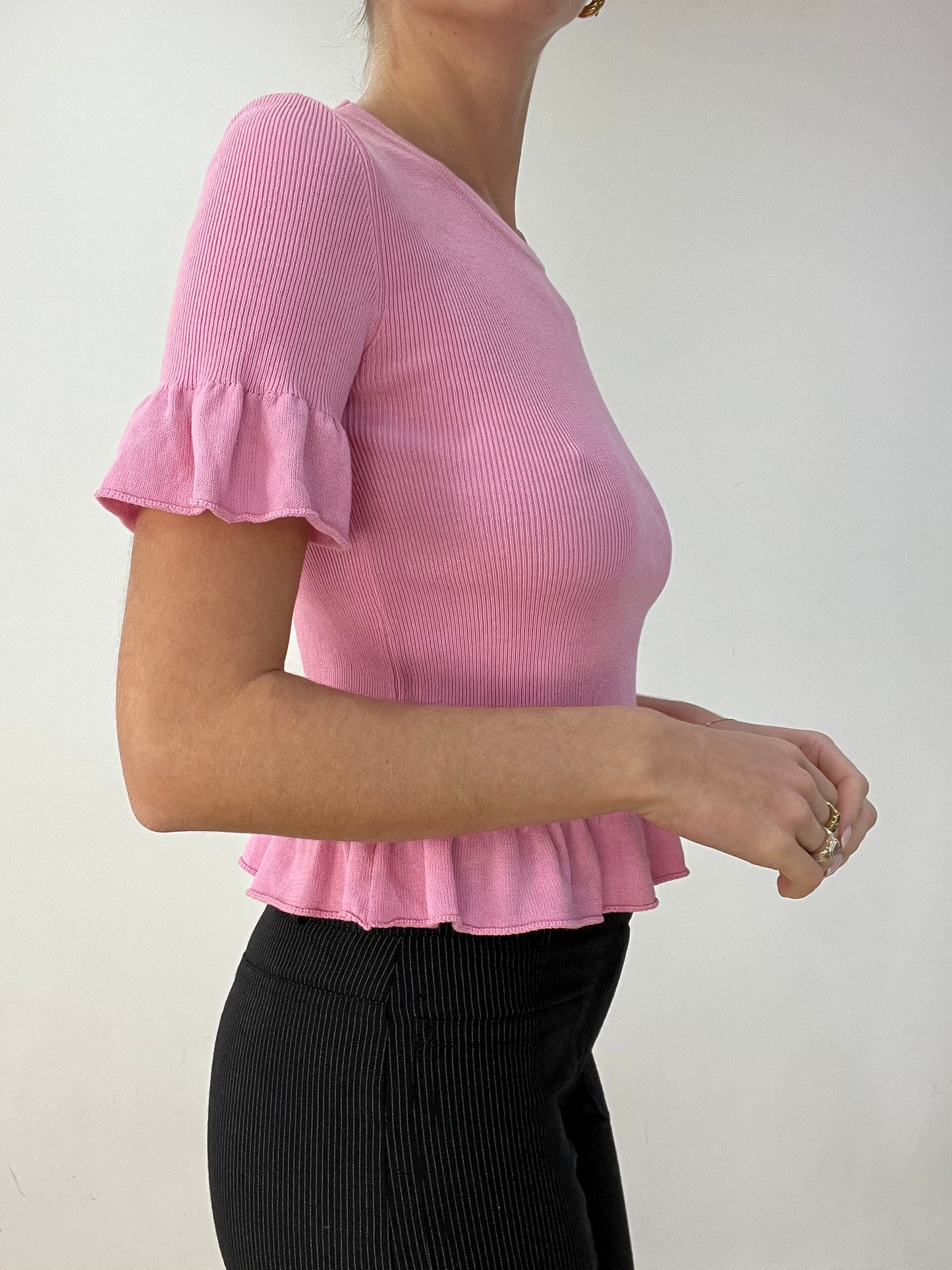 BEST PICKS | small baby pink ribbed top with ruffle detail