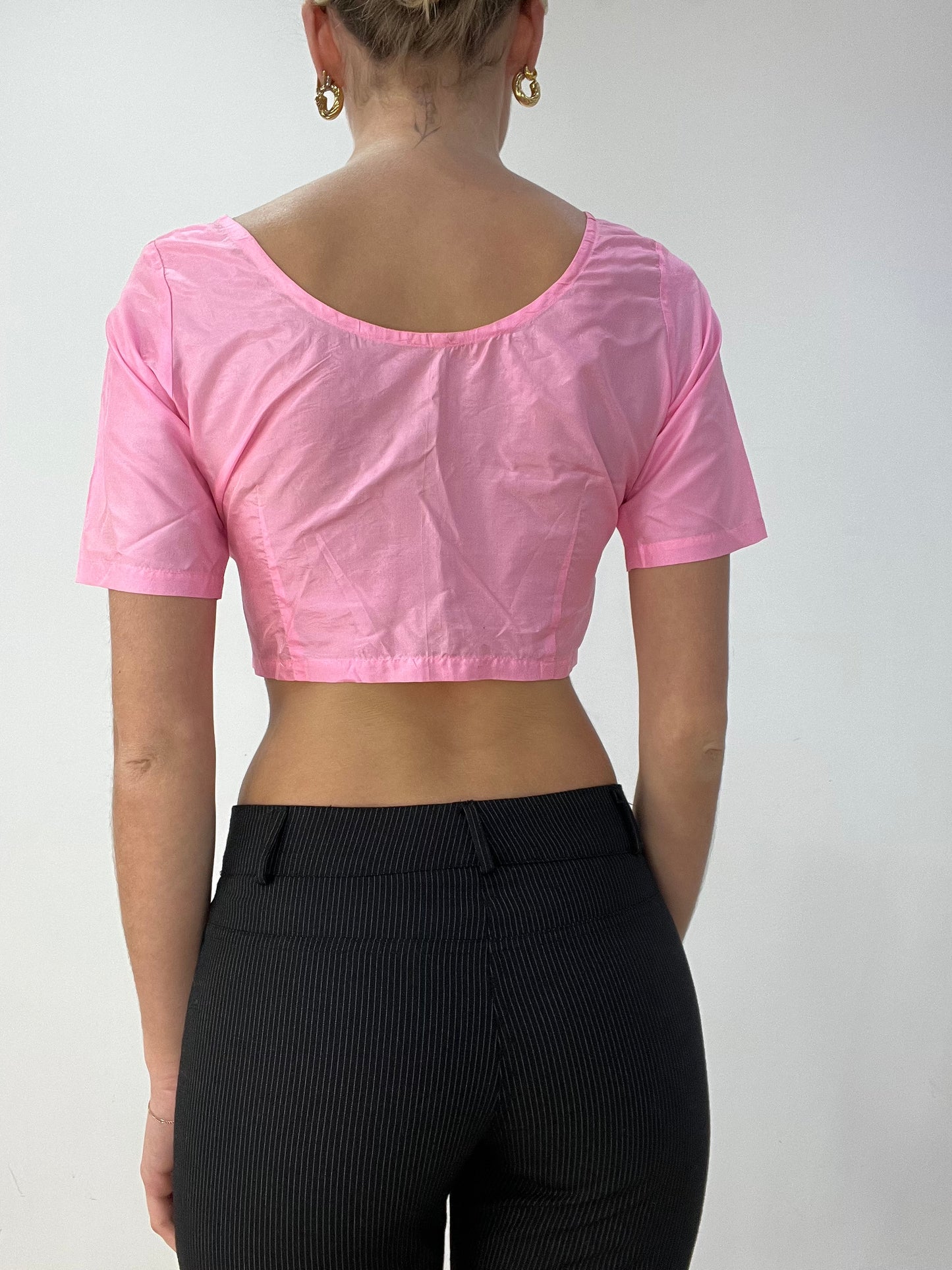 BEST PICKS | small baby pink crop top