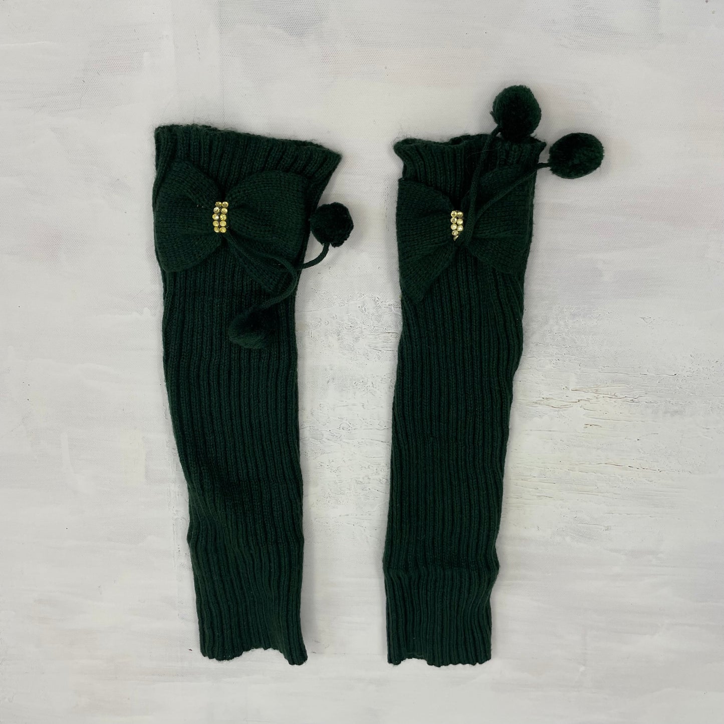 QUIET LUXURY DROP | green fingerless gloves with pom poms