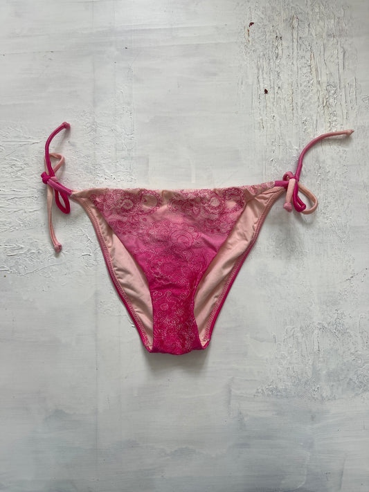 GIRLS TRIP DROP | small two tone pink tie bikini bottoms