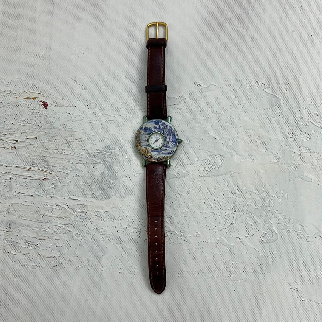 TAYLOR SWIFT DROP | brown leather watch with blue patterned face