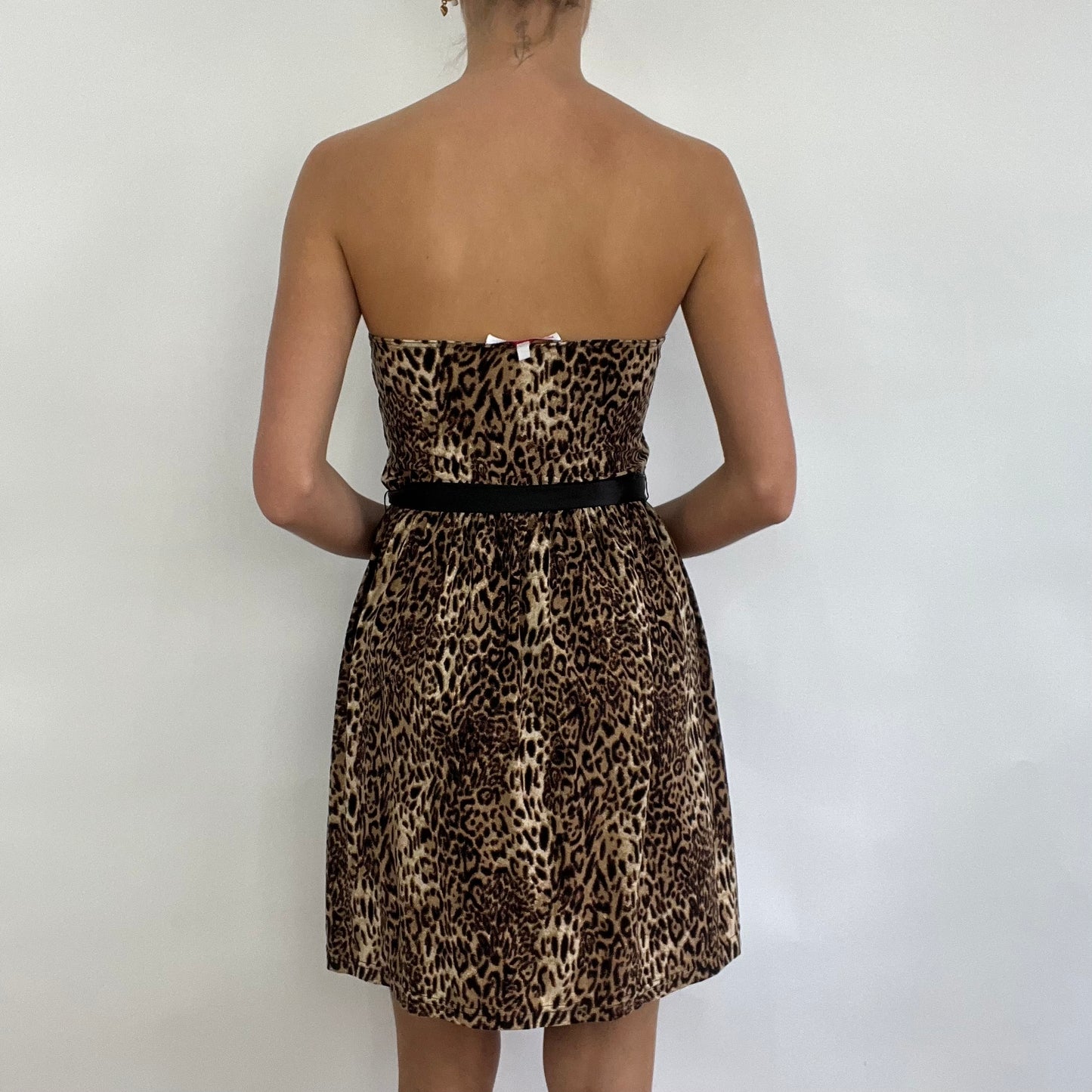 COACHELLA DROP | medium leopard print bandeau style dress with ribbon tie