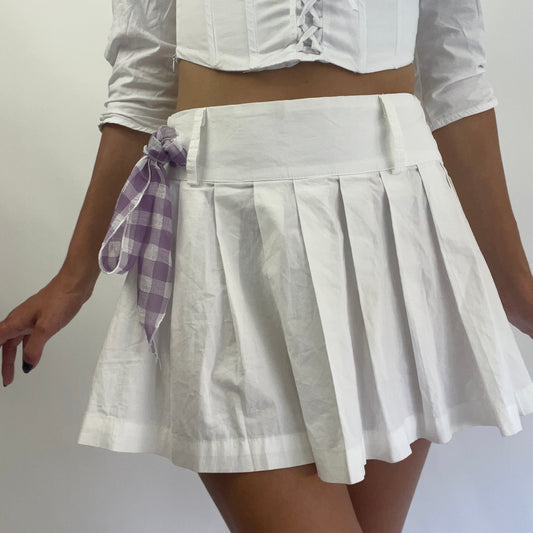 OLIVIA RODRIGO DROP | xs white pleated mini skirt