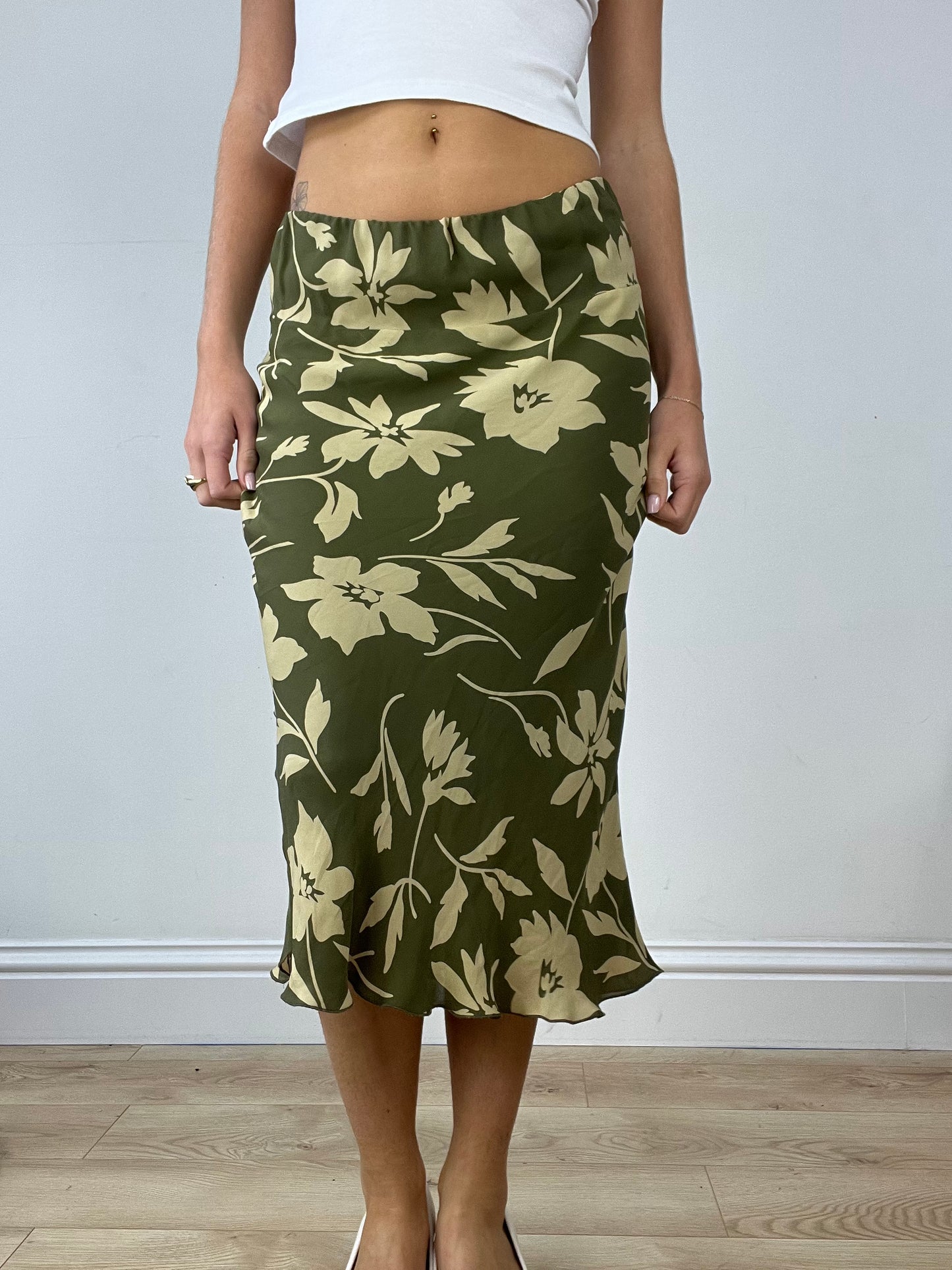 BUFFY THE VAMPIRE SLAYER | small green midi floral skirt