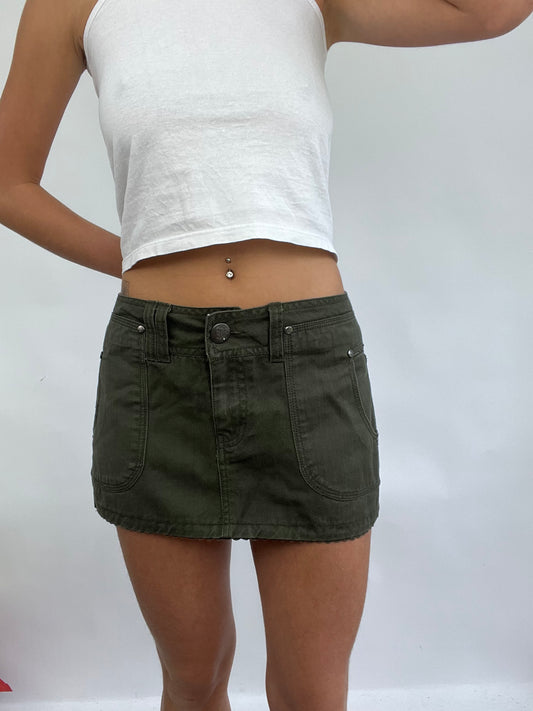 COACHELLA DROP | small khaki mini skirt with pockets