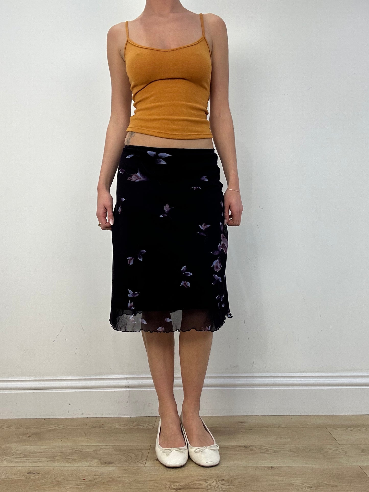 vintage edit: date night | small purple floral midi skirt