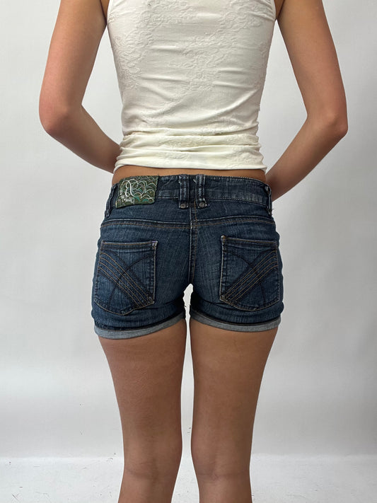 BRAT GIRL SUMMER DROP | extra small old label bershka denim shorts