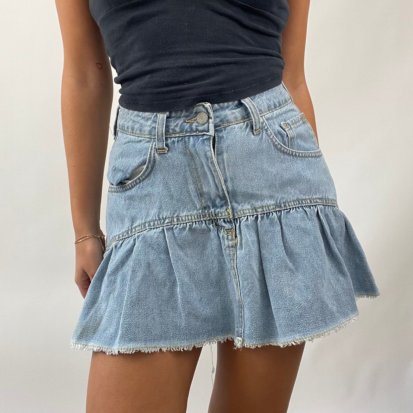 💚FRESHERS FITS DROP | small blue frill denim skirt