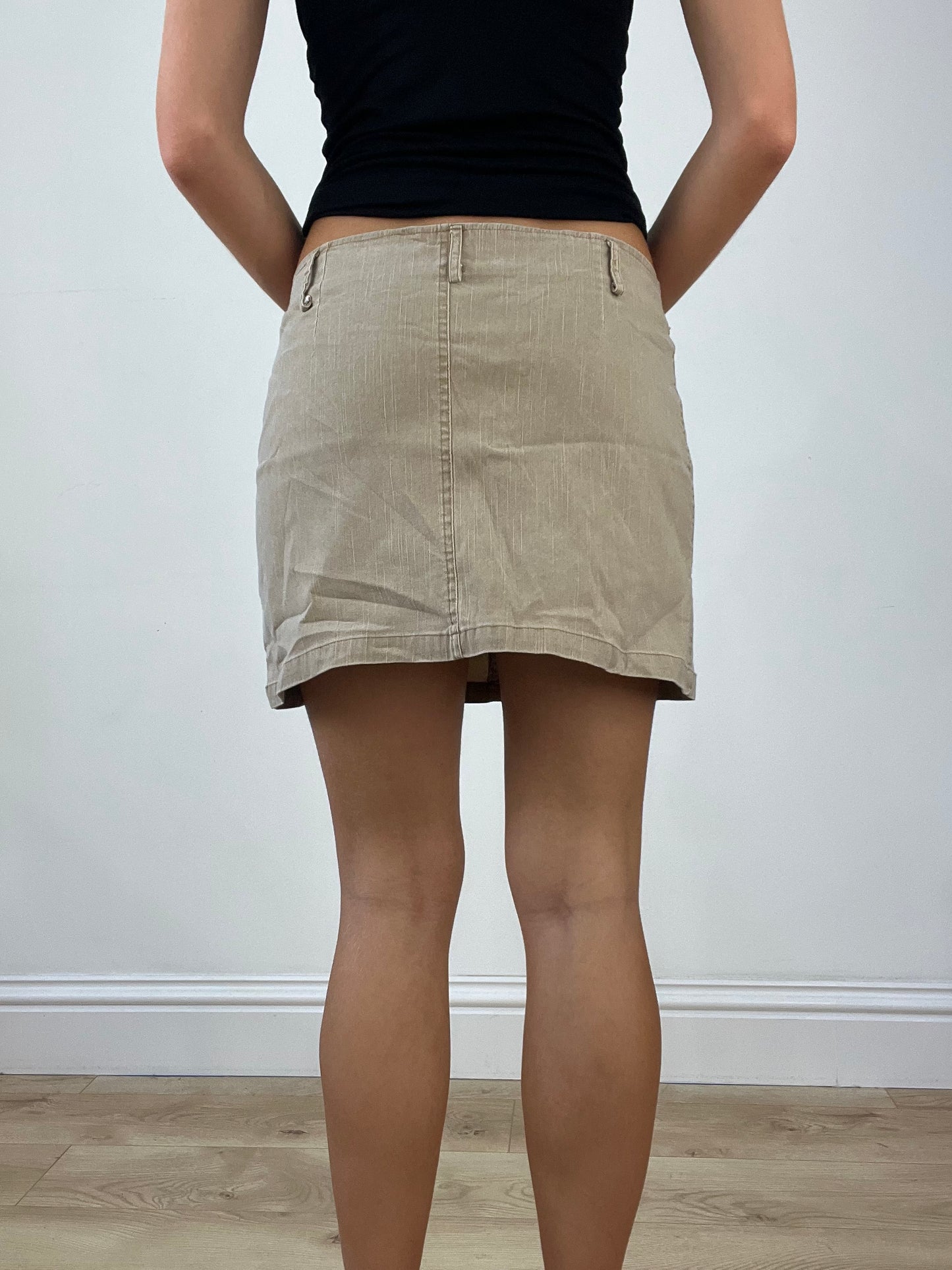 OFFICE GIRLIE | medium beige mini skirt