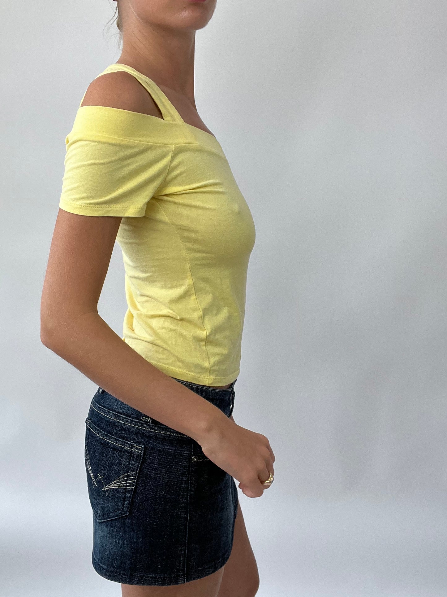 PUB GARDEN DROP | small yellow off the shoulder top with crossed straps