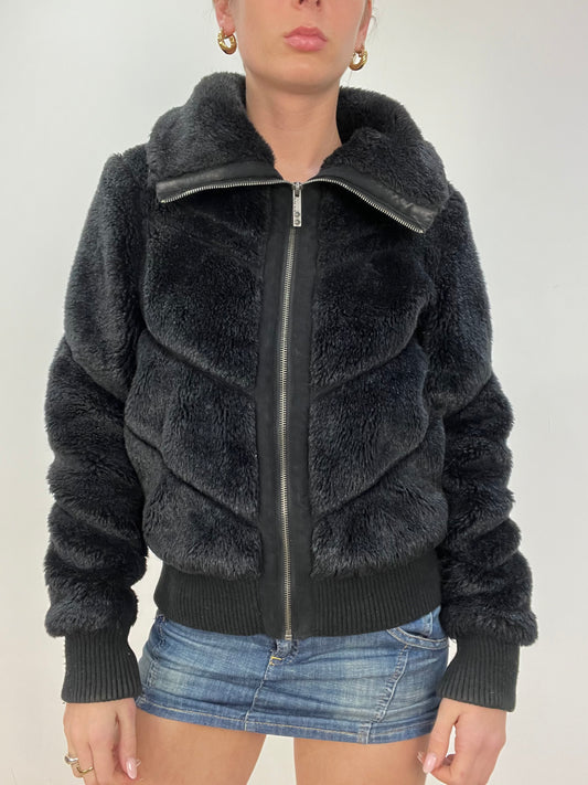 vintage edit nine | small black faux fur zip up jacket