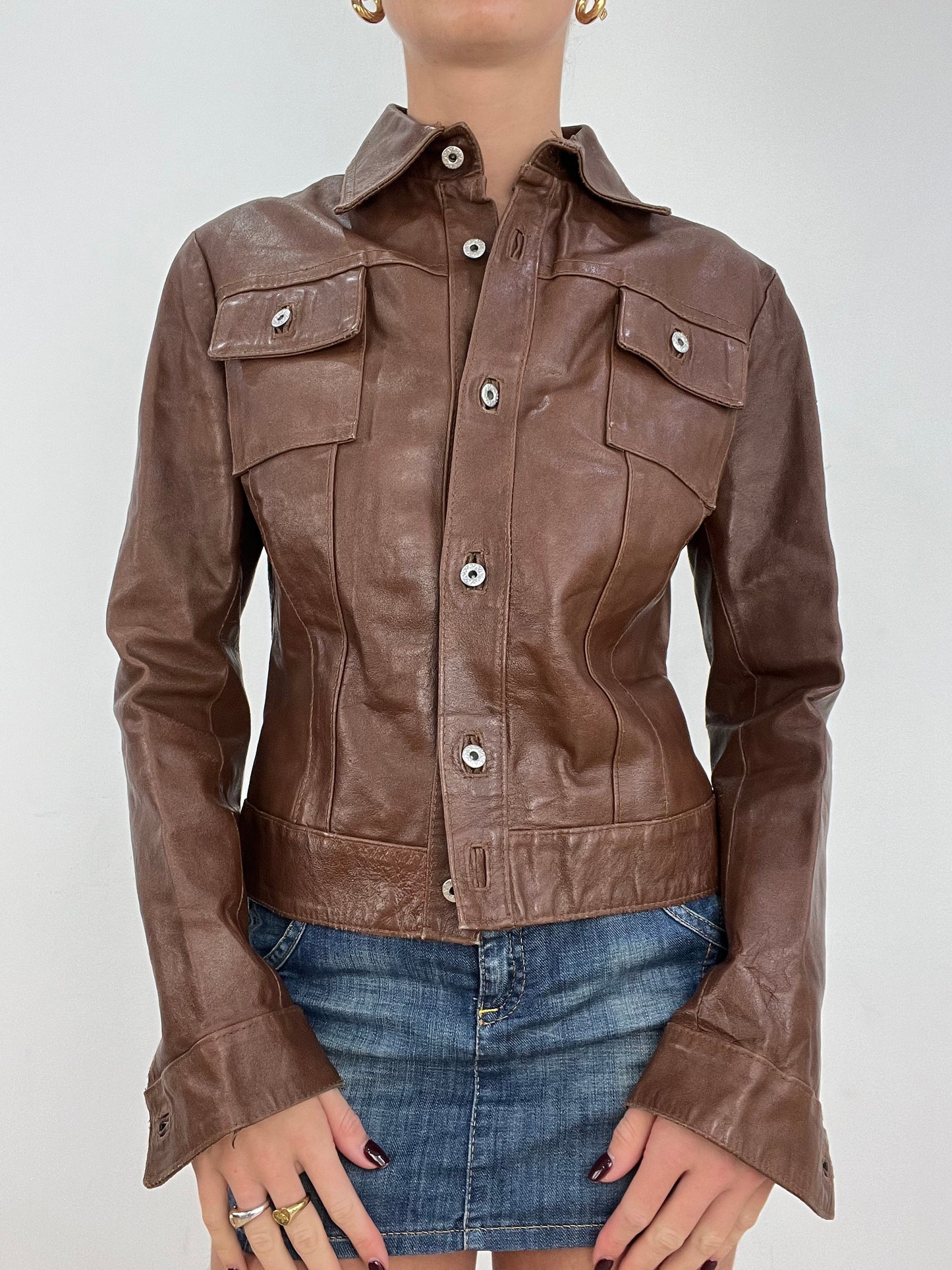 WINTER ESSENTIALS | brown faux leather button down jacket