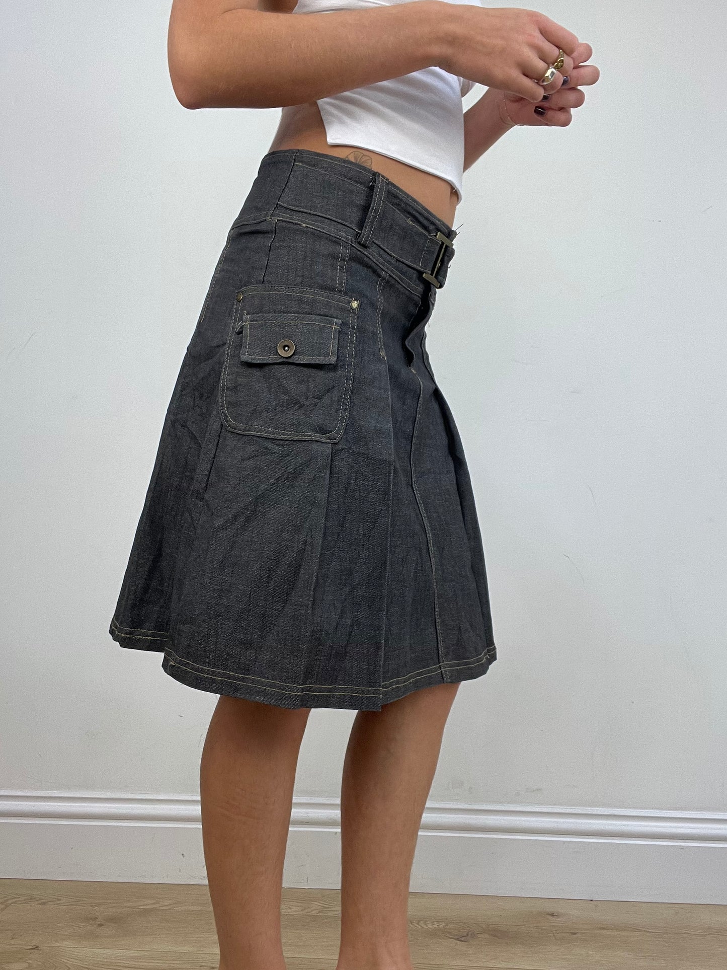 vintage drop 1 | small grey denim midi skirt