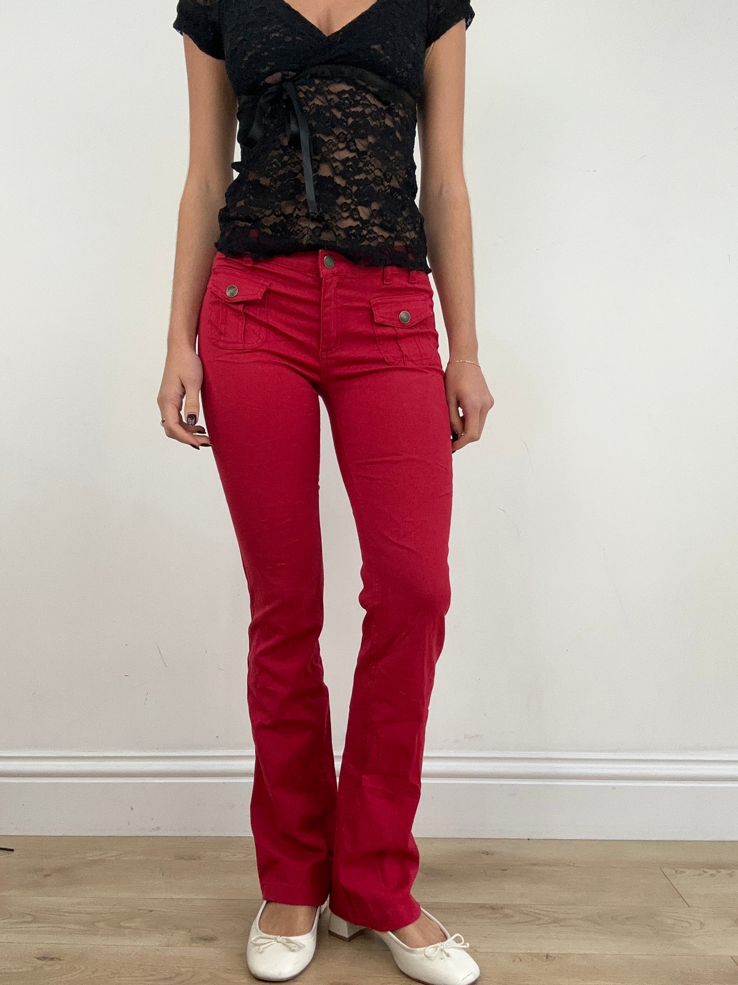 WINTER ESSENTIALS | extra small red flared trousers