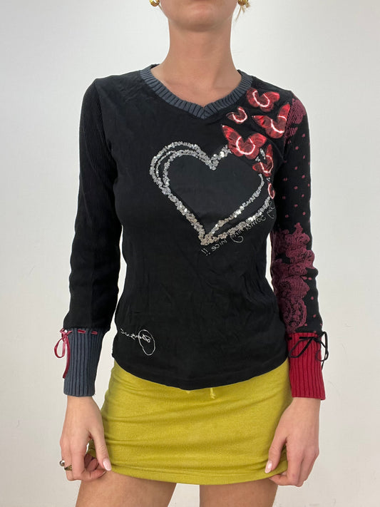 vintage edit eight | small black and red desigual jumper