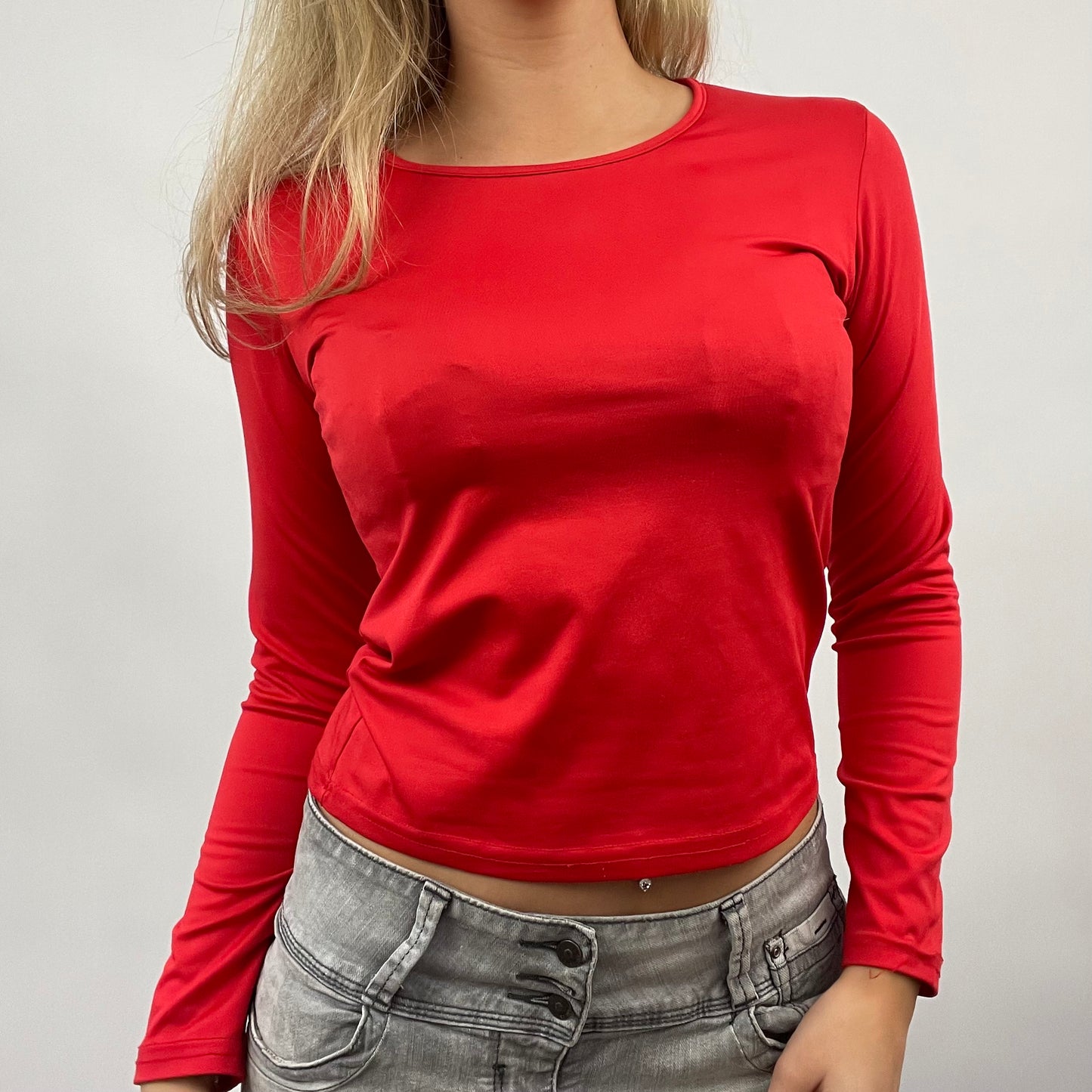 💚💻 GALENTINES DAY DROP | medium red long sleeve top