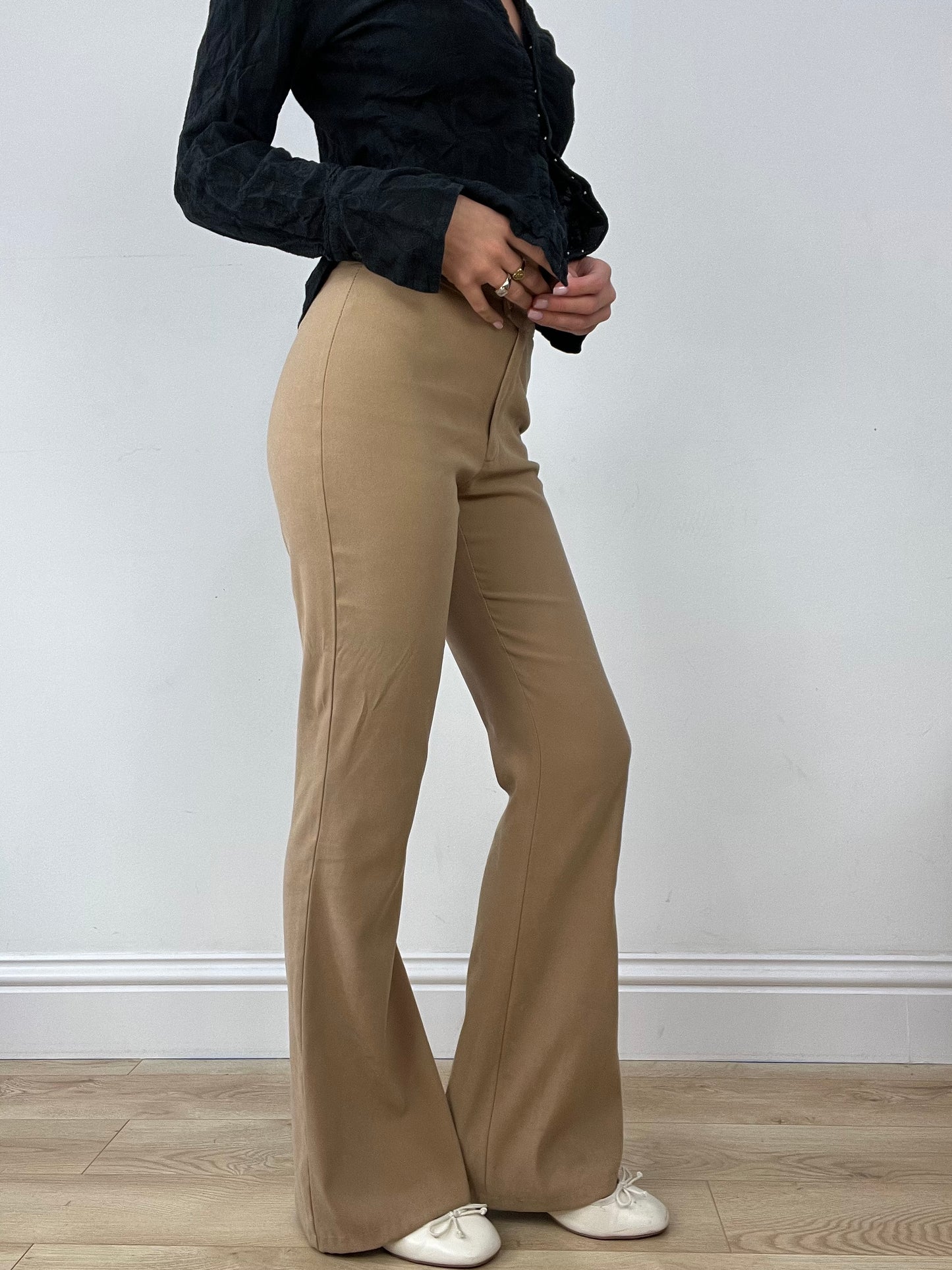 💚BUFFY THE VAMPIRE SLAYER | medium beige pimkie trousers