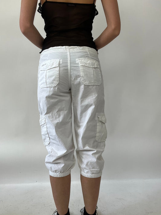 💻PUB GARDEN DROP | small white 3/4 length cargo trousers