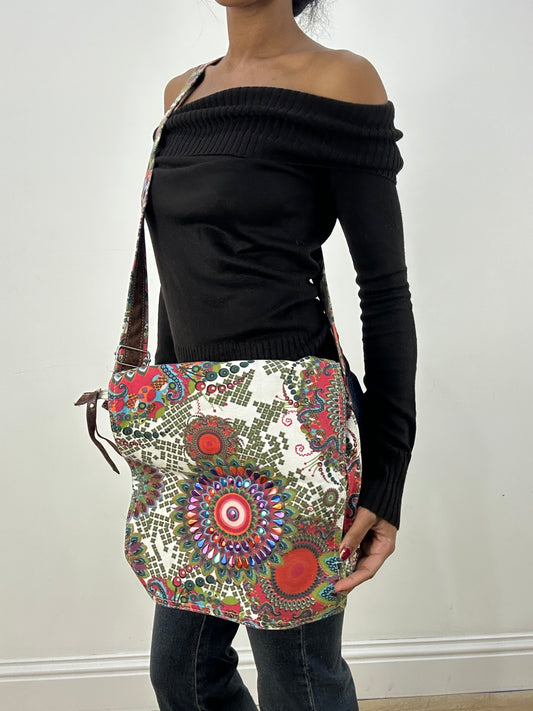 HIPPY CHIC DROP | patterned crossbody bag with colourful stud detail