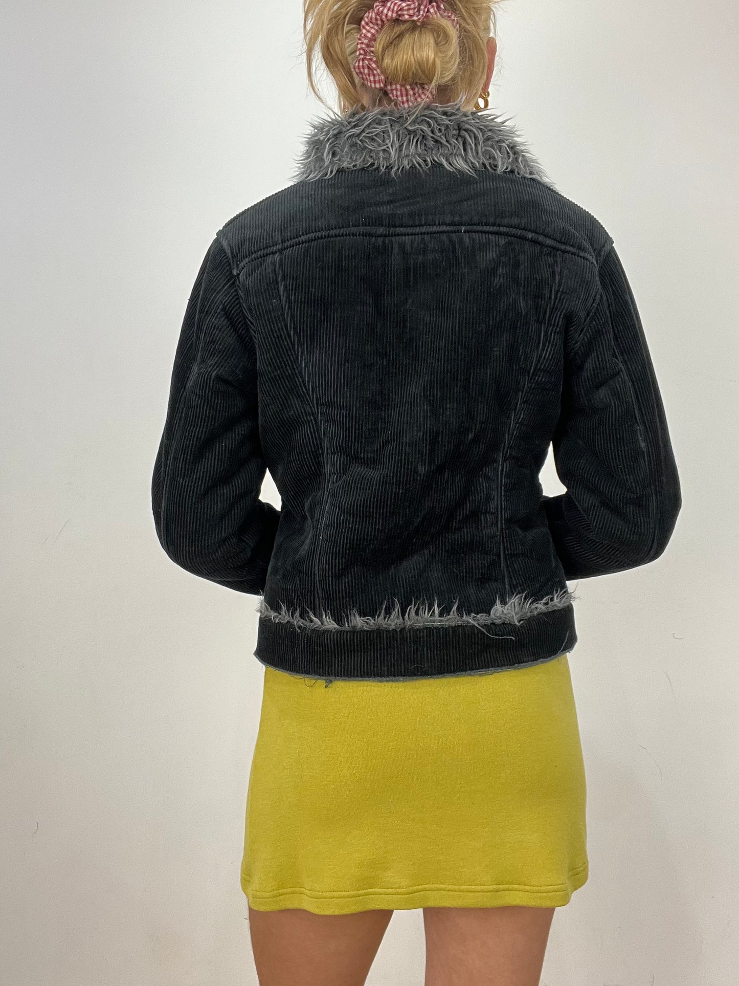 vintage edit eight | medium black corduroy faux fur jacket