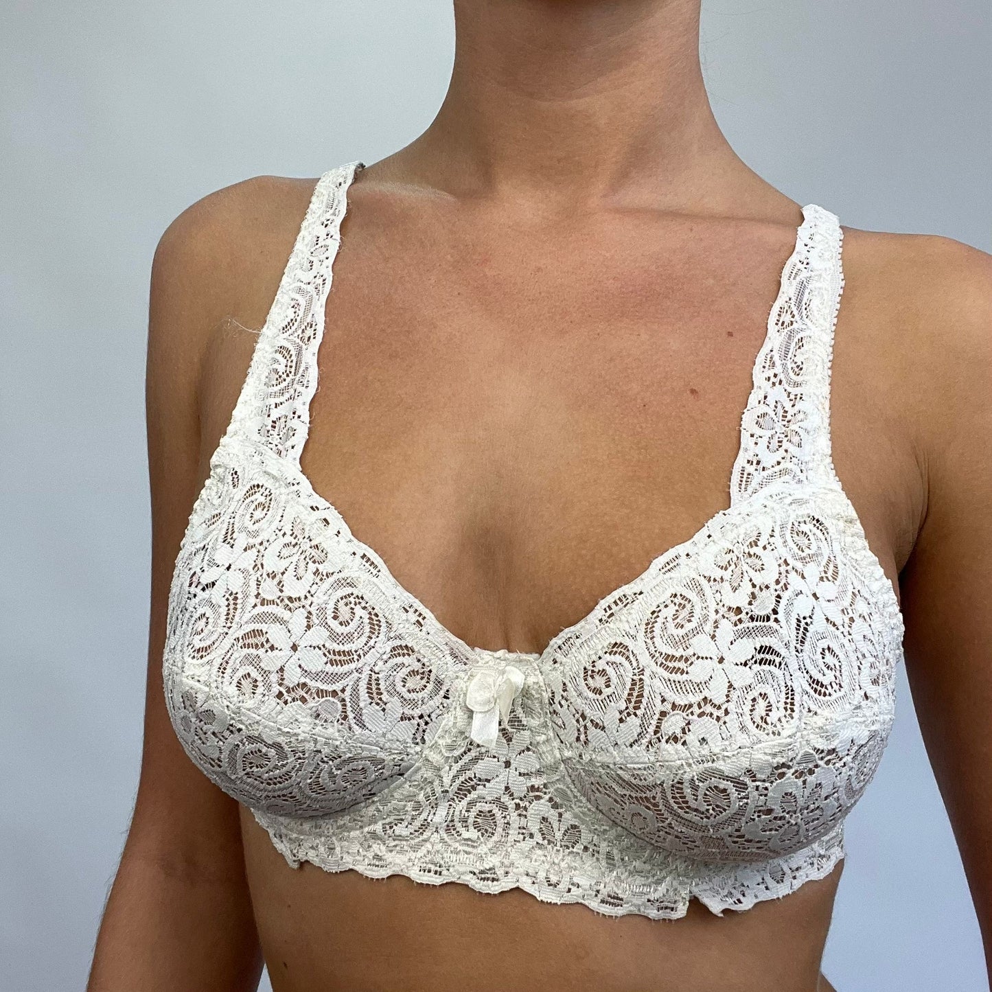 ETHEREAL GIRL DROP | small white lace bra