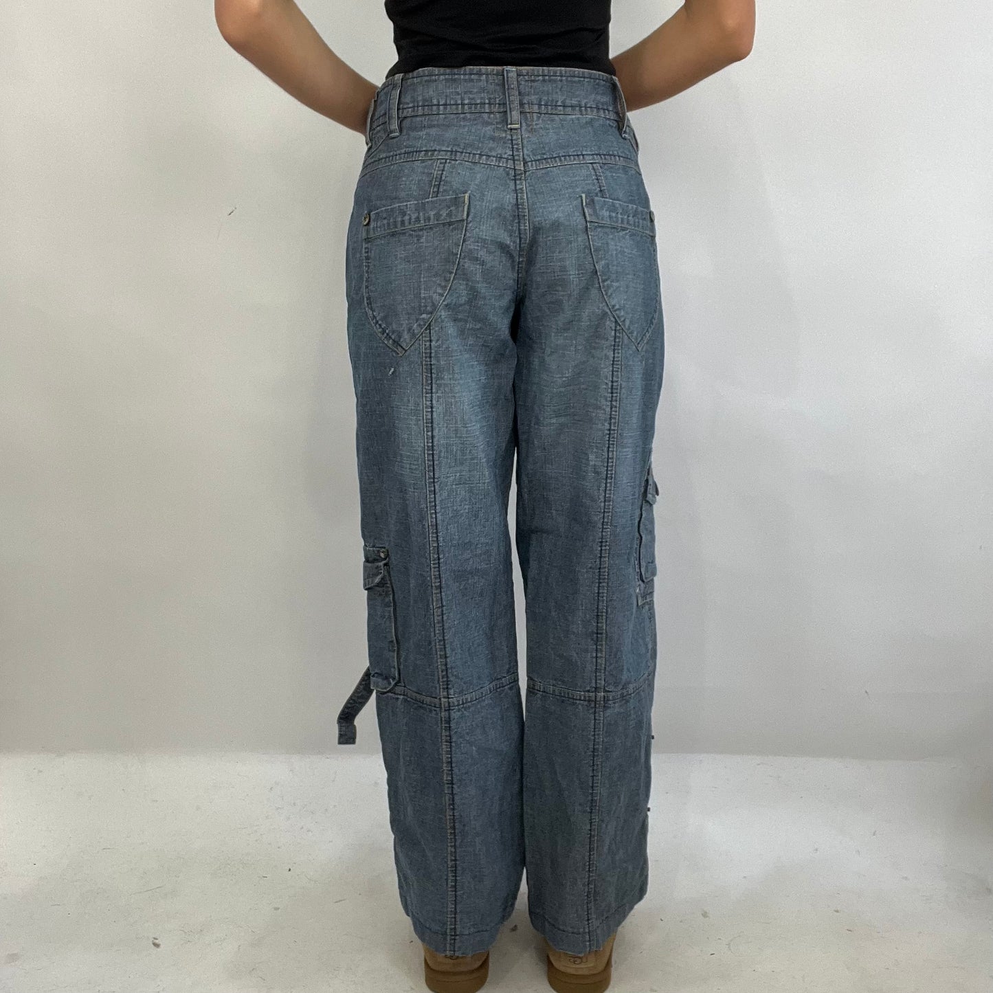 CARRIE BRADSHAW DROP | large mid wash denim cargo trousers