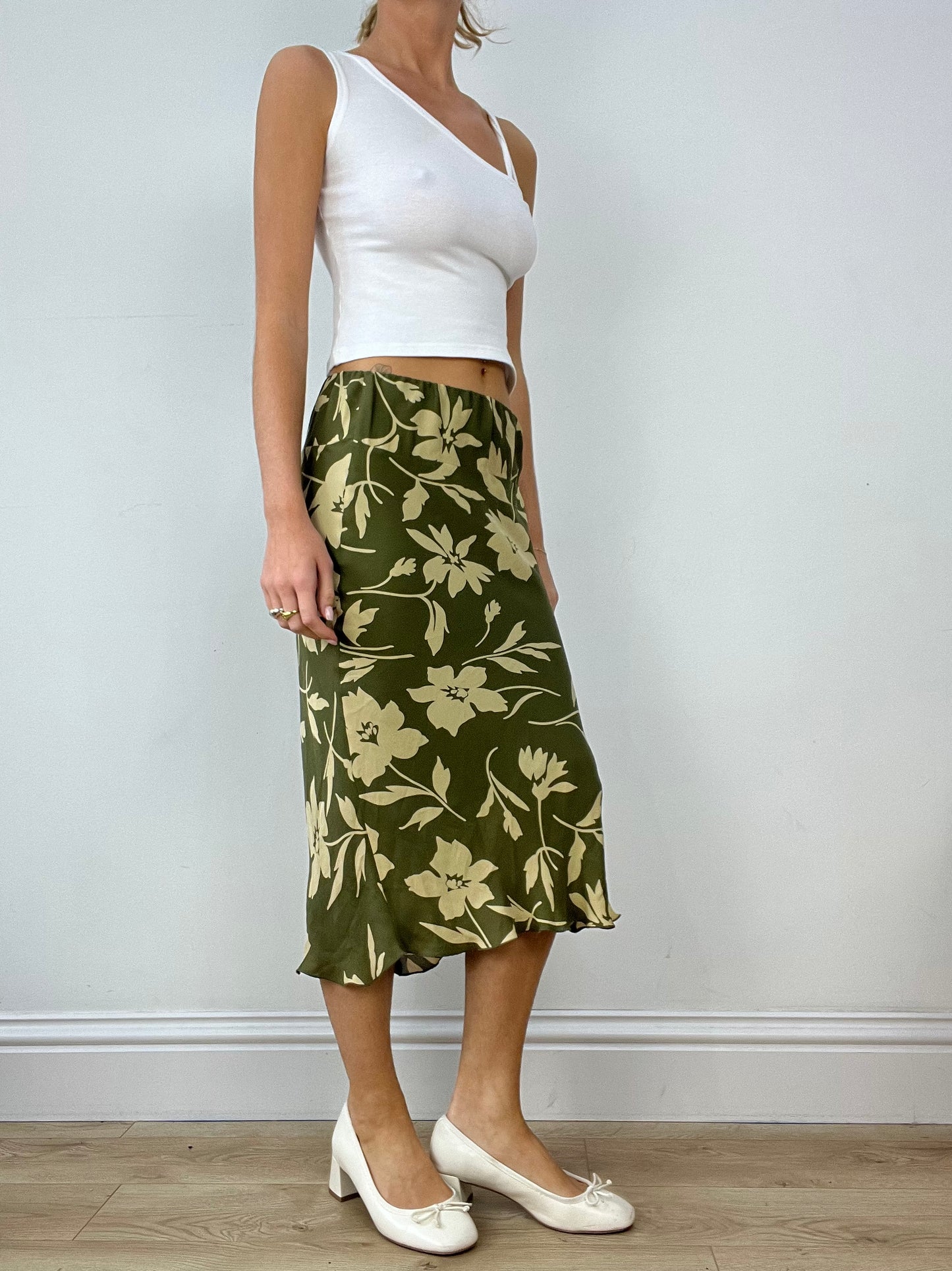 BUFFY THE VAMPIRE SLAYER | small green midi floral skirt