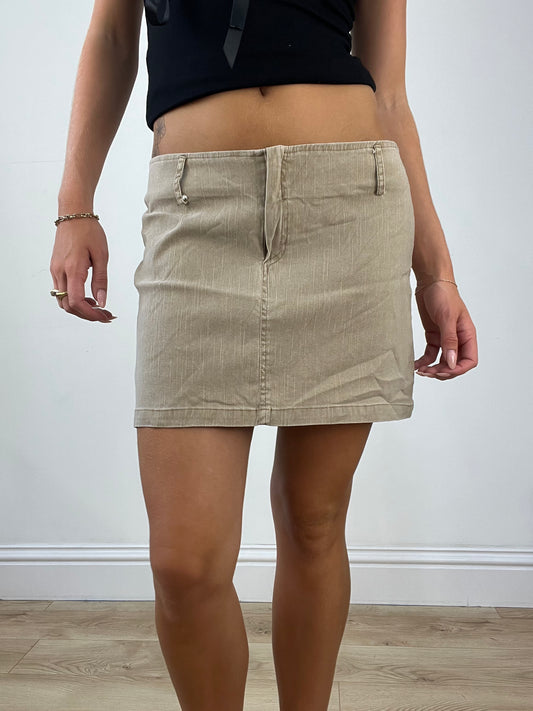 OFFICE GIRLIE | medium beige mini skirt