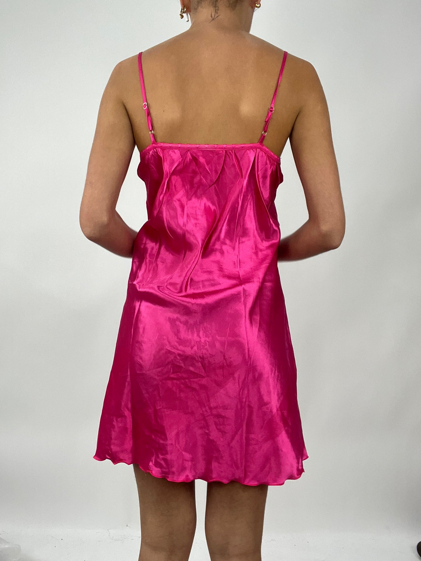 TAYLOR SWIFT DROP | medium pink satin slip dress