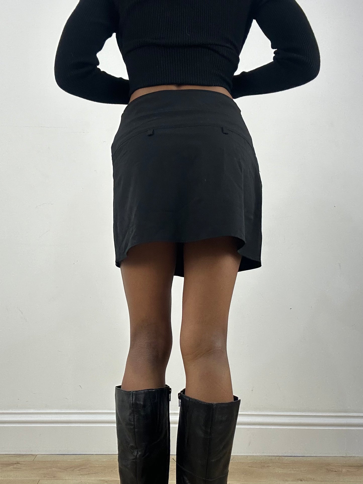 vintage edit: office siren | extra small black mini skirt