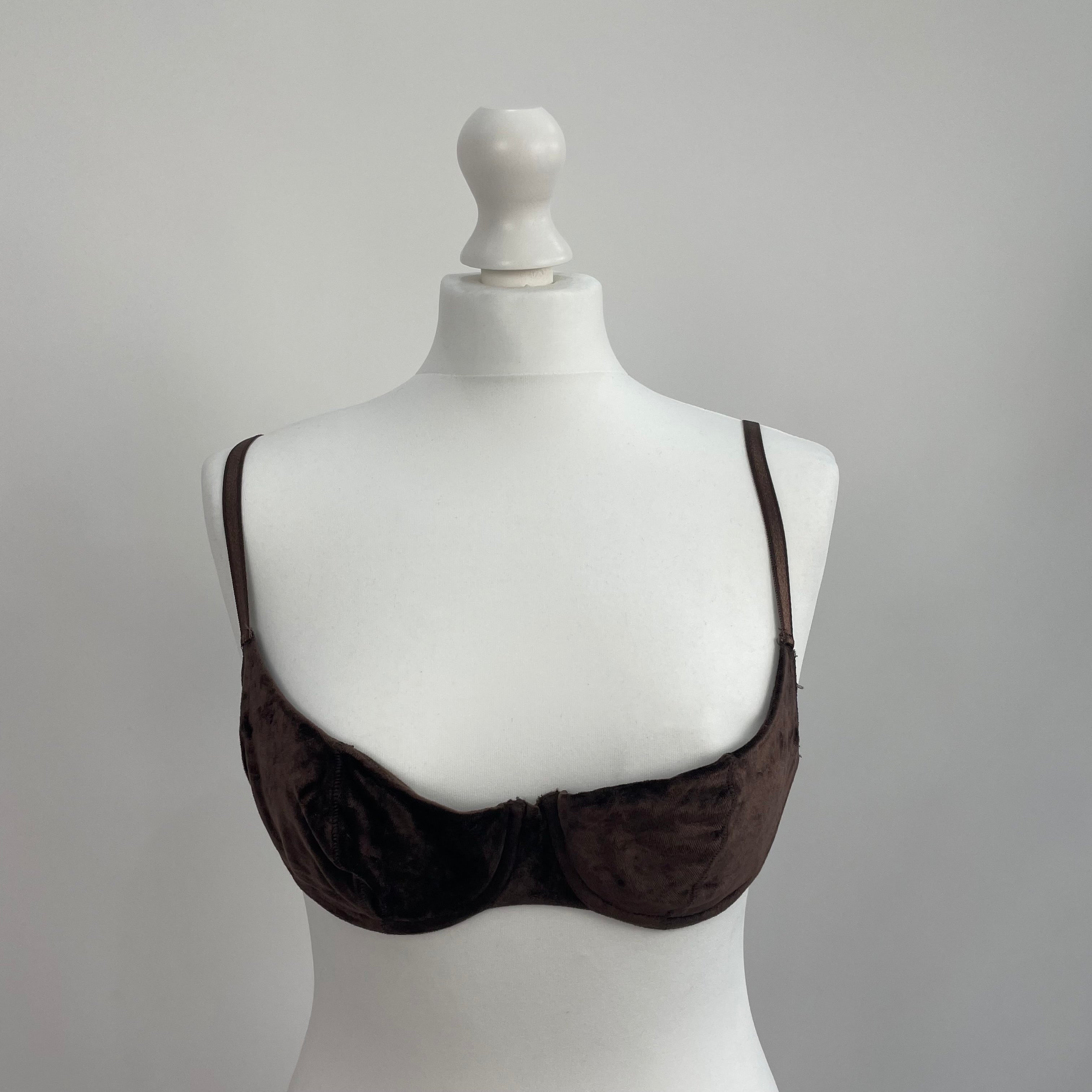 INSTA BADDIE DROP | small brown velvet padded bra