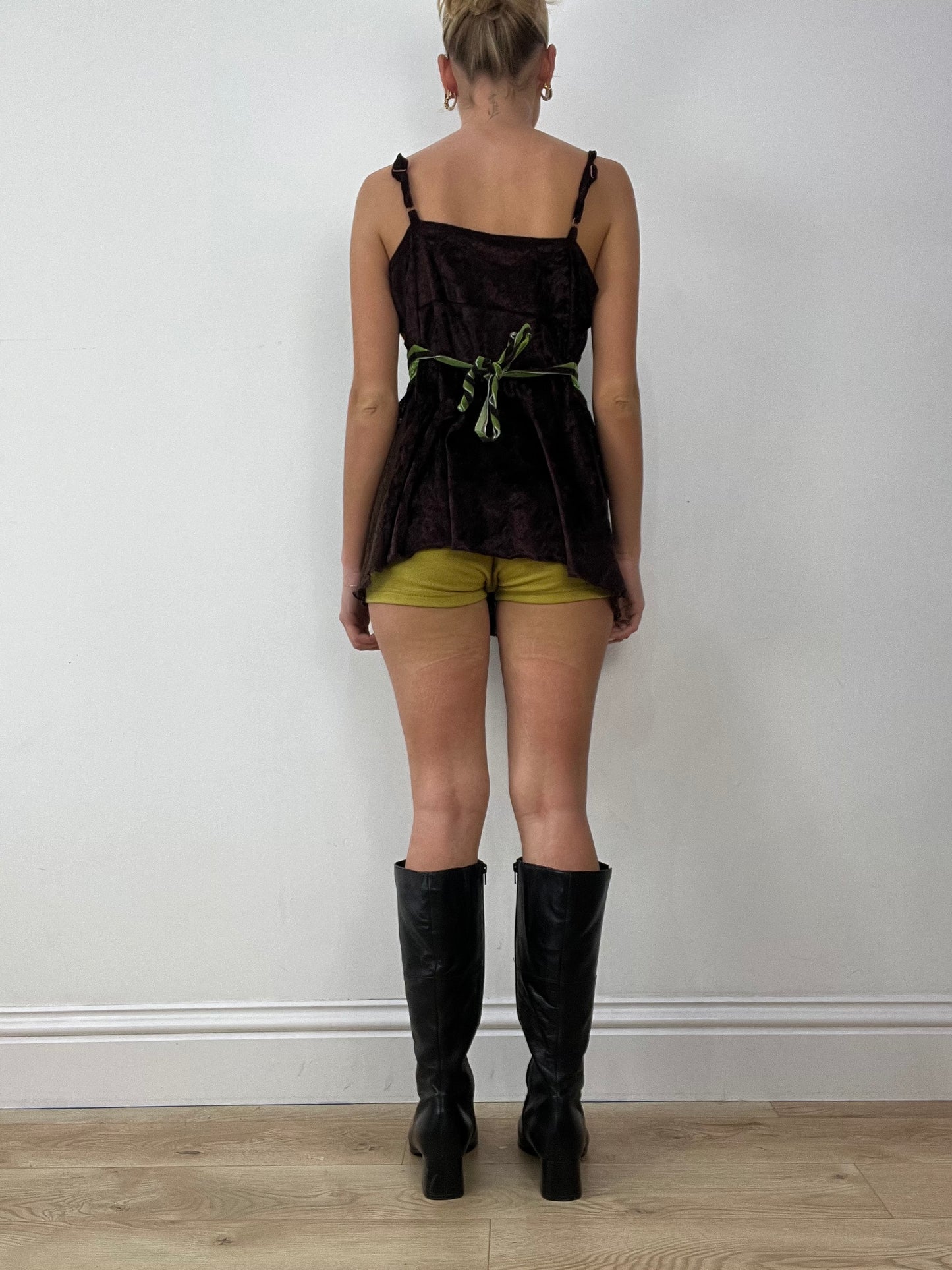 HALLOWEEN | medium brown and green cami