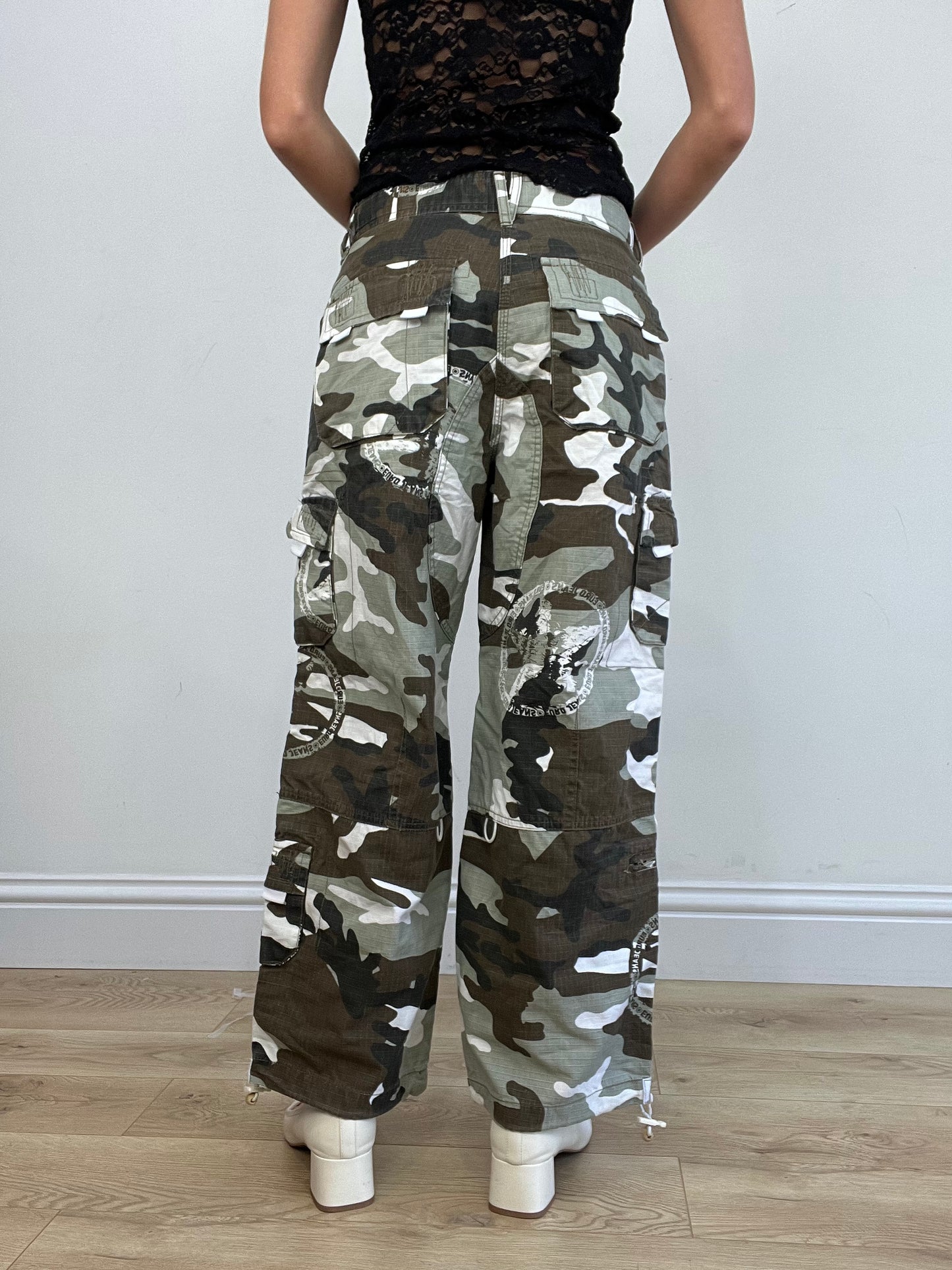 BEST PICKS | green and brown camo print trousers