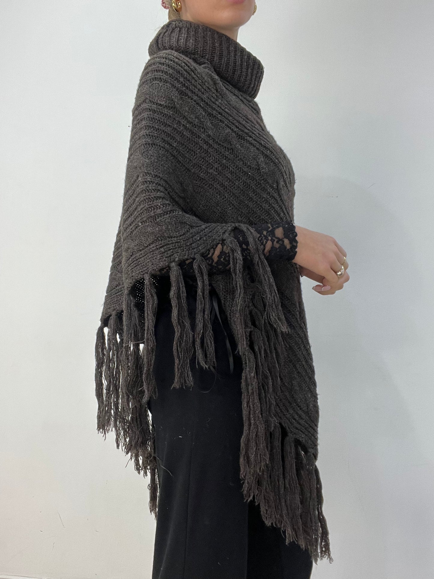 BEST PICKS | one size grey cable knit knitted poncho