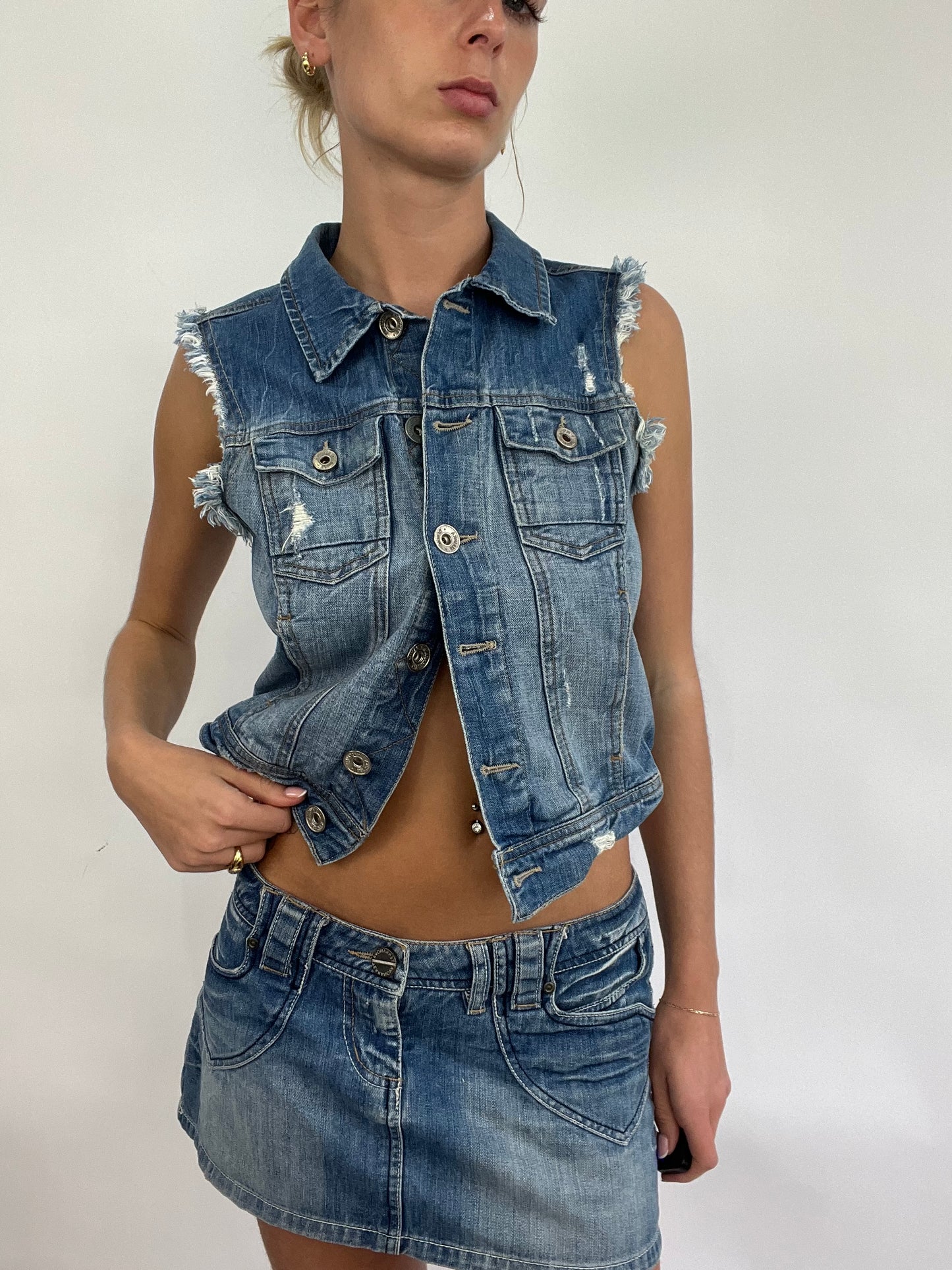 COACHELLA DROP | medium blue old label bershka denim sleeveless jacket with fraying