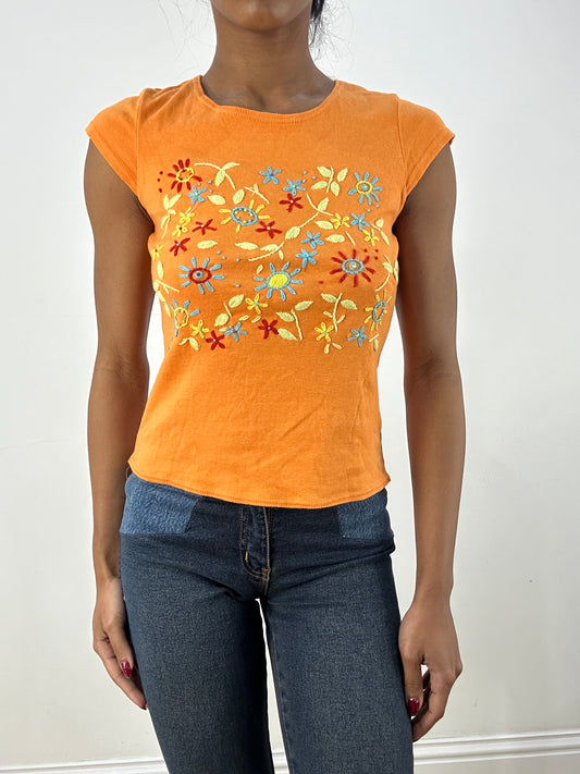 💻 HIPPY CHIC DROP | medium orange t-shirt with floral pattern