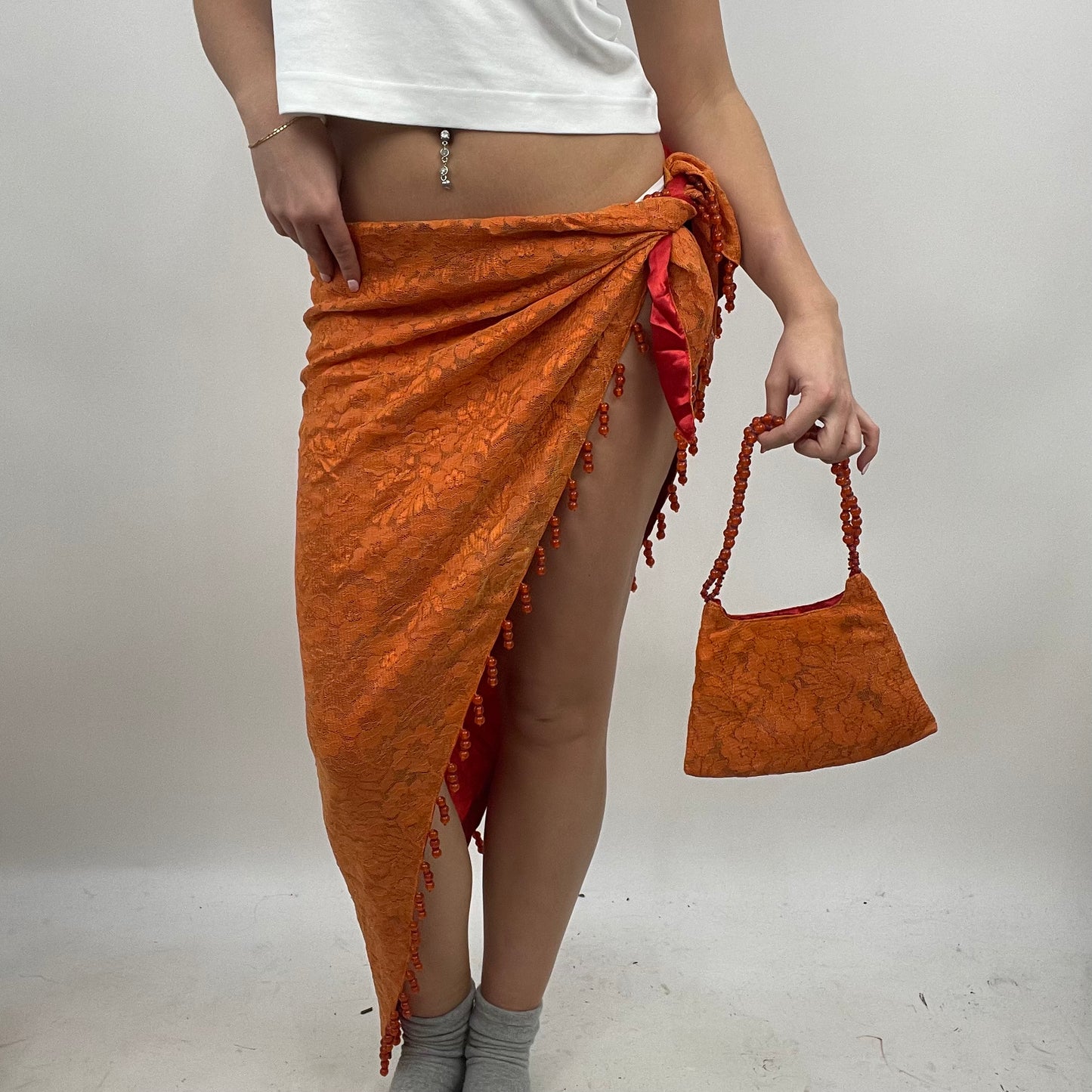 💻‼️ BEST PICKS | #2 orange lace sarong / shawl with red beads