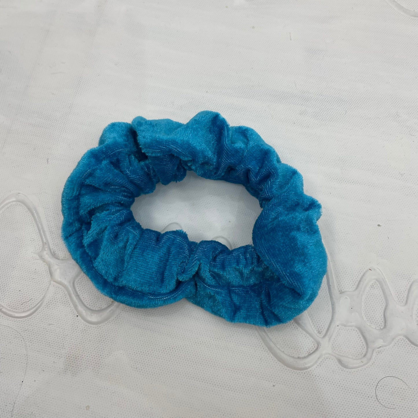 💻⭐️ | sky blue velvet scrunchie