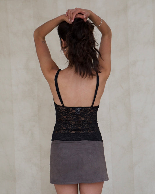 the aria in black lace